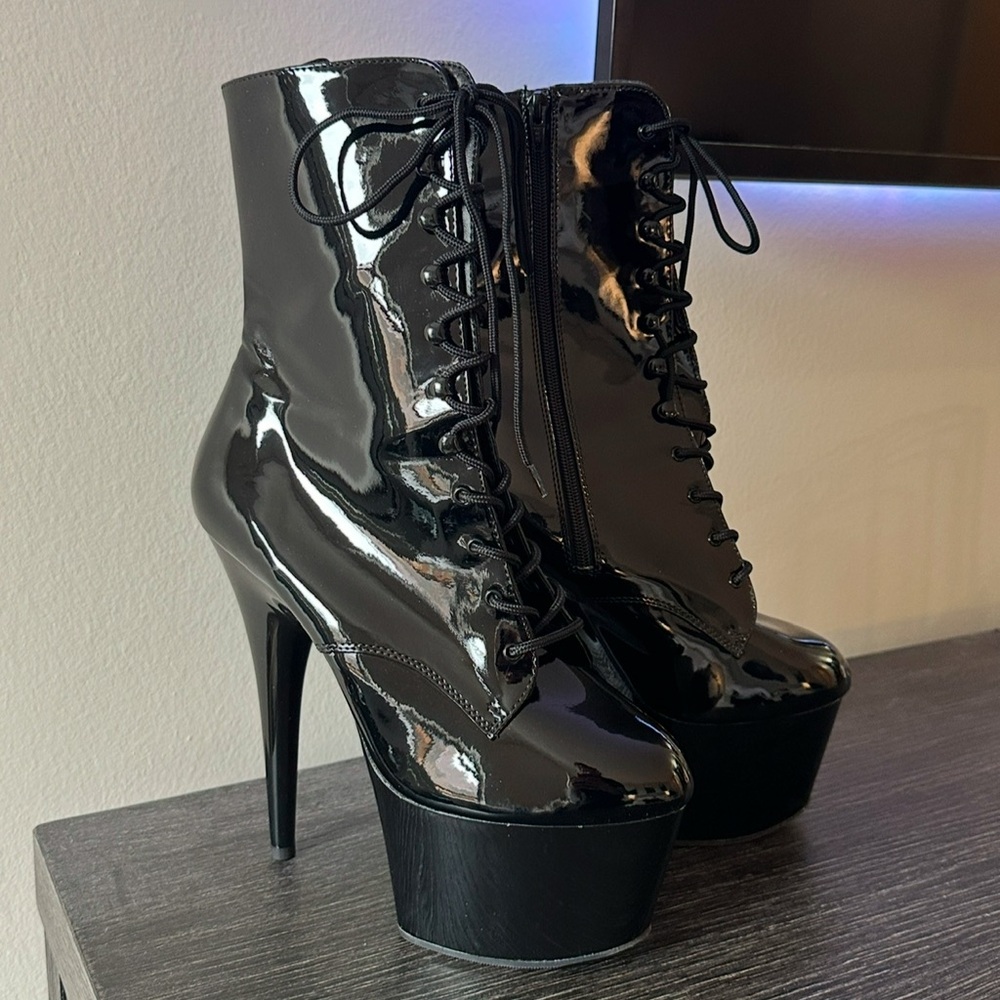 Pleaser Adore-1020 Heeled Boots